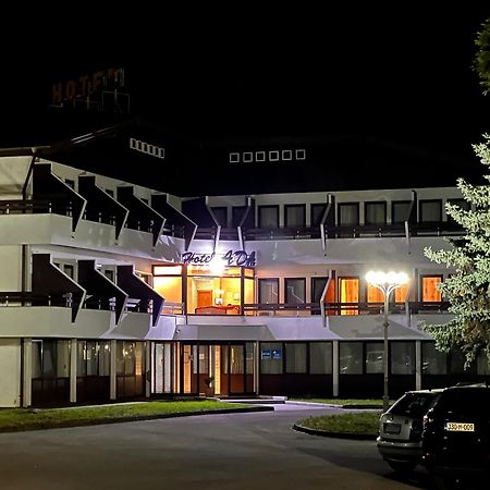 Hotel Ada Бихач Экстерьер фото