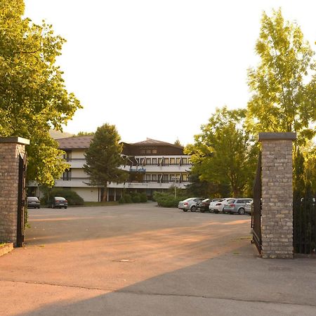 Hotel Ada Бихач Экстерьер фото