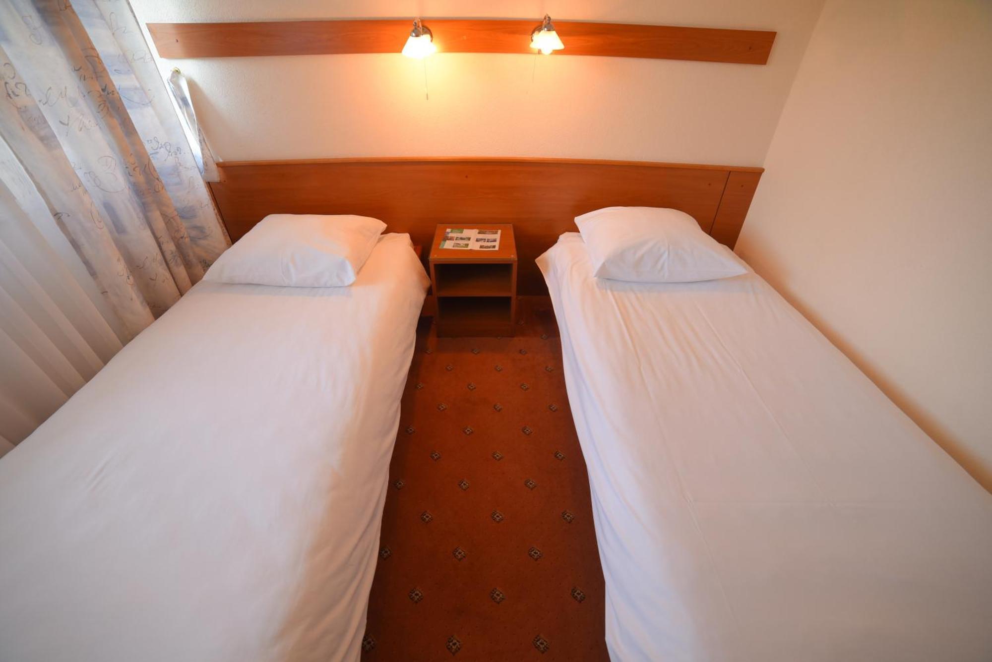 Hotel Ada Бихач Экстерьер фото